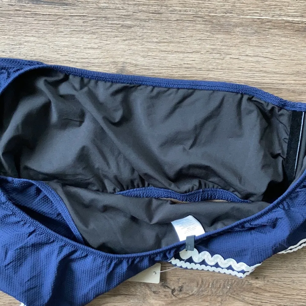 NWT J.Crew Navy/White One Shoulder Swim Top sz L - Image 6