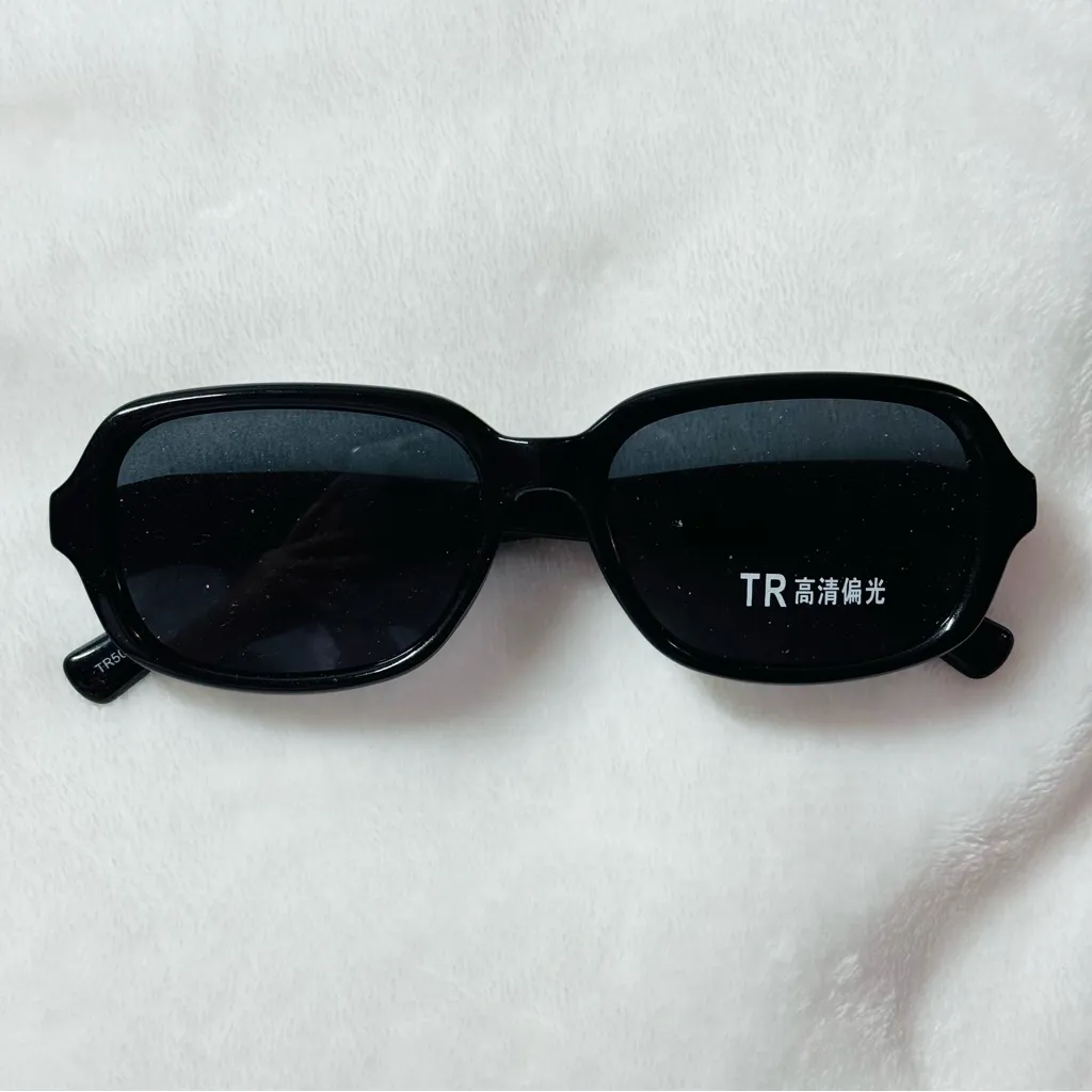 Small Square Frame Oval Sunglasses Women Retro Punk Sun Glasses Eyewear Shade Black - Image 2