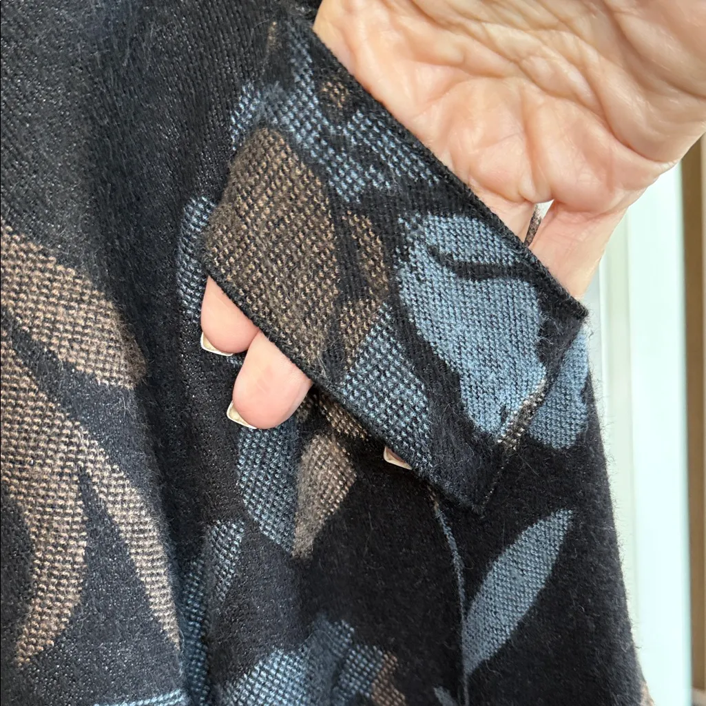 Vintage 100% Cashmere Black Blue Floral Wrap Shawl Cape Size OS - Image 4