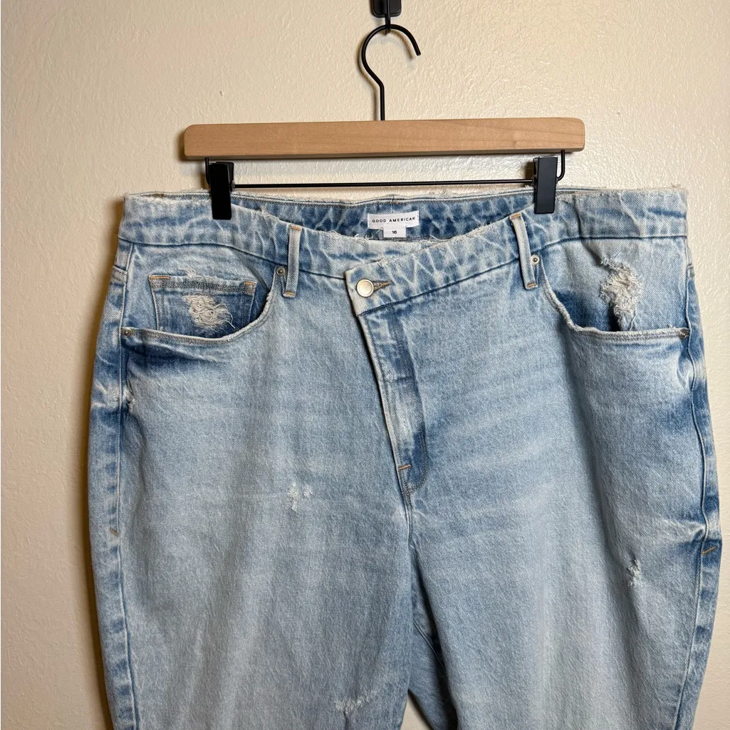 Good American Good Curve CrossOver Waist‎ Straight Leg Jeans - Image 3