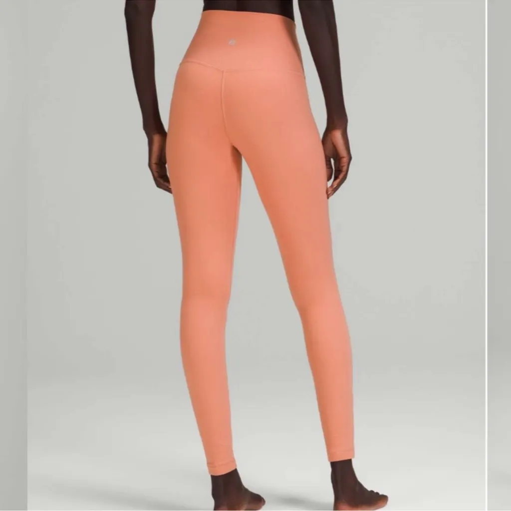 Lululemon women’s athletic Pink Savannah align high rise 28 ankle leggings sz 2 - Image 3