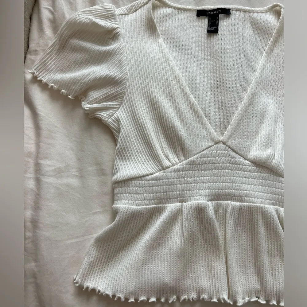 Deep V Lettuce Trim Blouse - Image 8