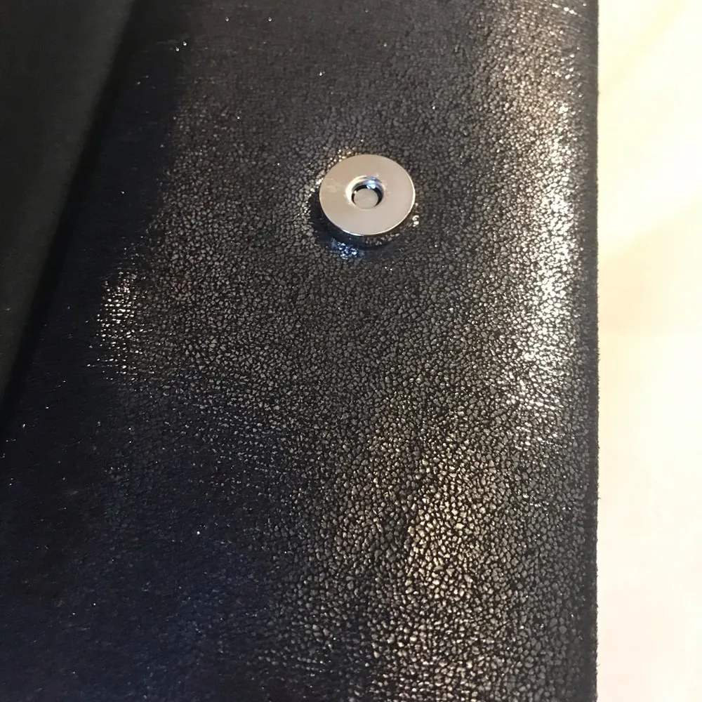 Clutch Black Glitter Crackle Design - Image 4