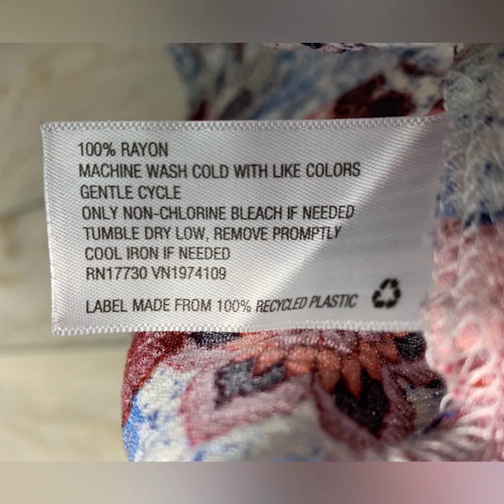 Knox Rose Floral Red White Blue Ruffled Skirted Blouse Size xs - Image 6