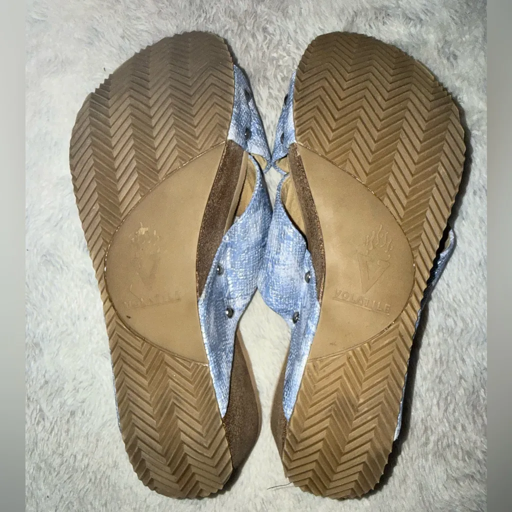 Volatile Women's Light Blue Wedge Sandals Size 6 - Image 5