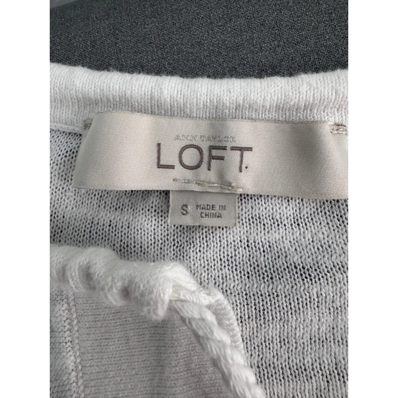 Ann Taylor LOFT White Drawstring VNeck Ribbed Hem Long Sleeve Pullover Top Small - Image 5