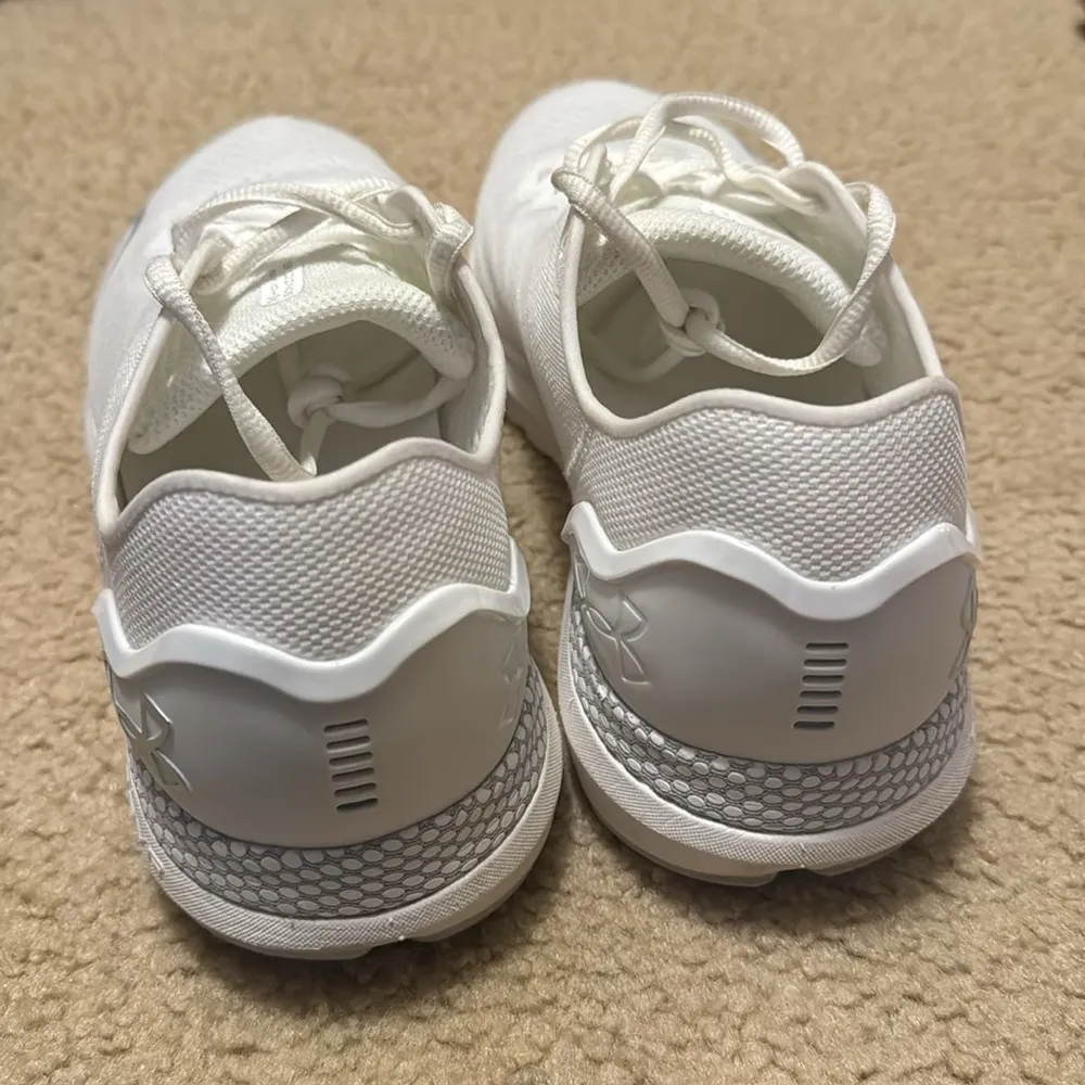 Under Armour  Women’s Hovr Sonic 6 - Image 5