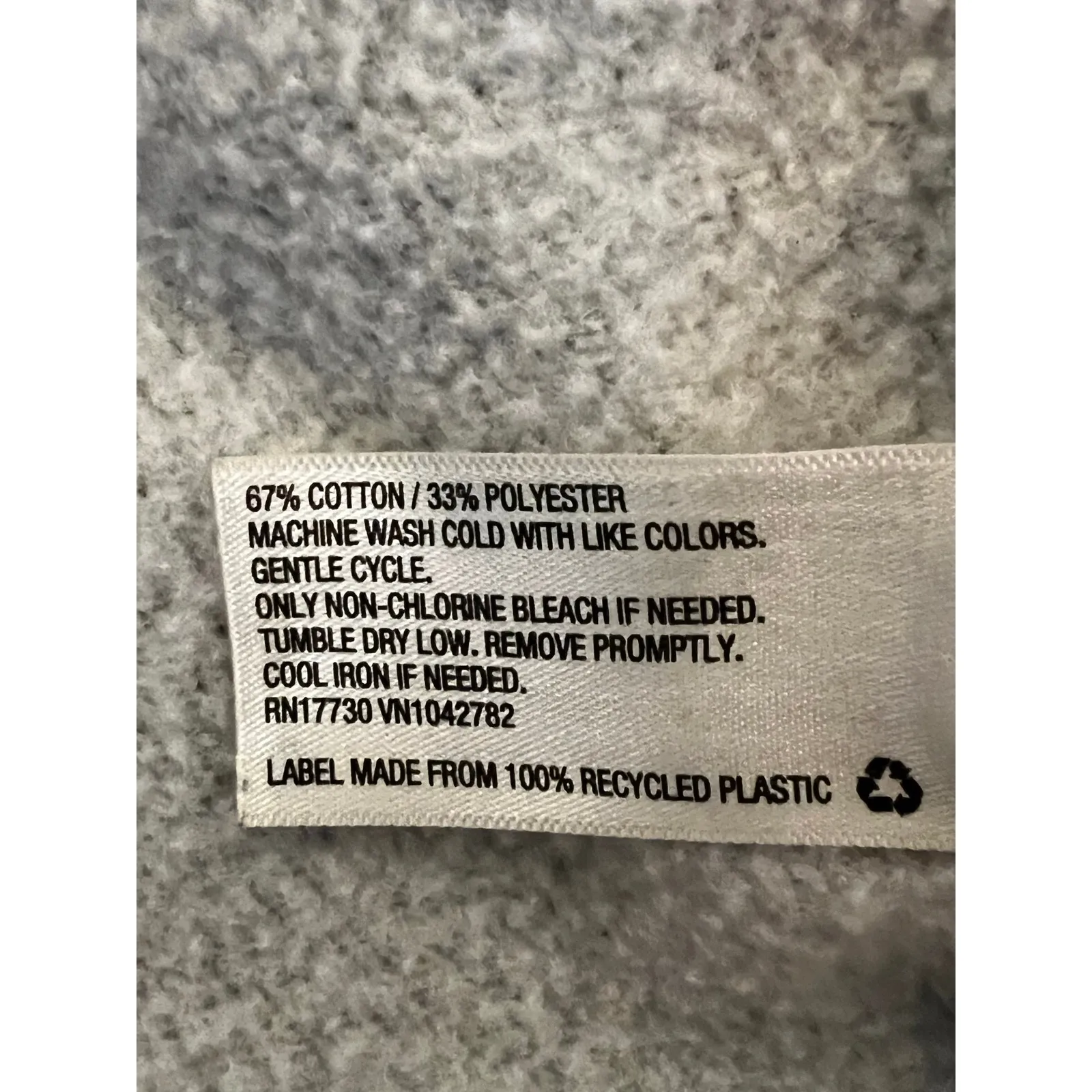 Wild fable gray pullover crop hoodie Size M raw hem streetwear - Image 5