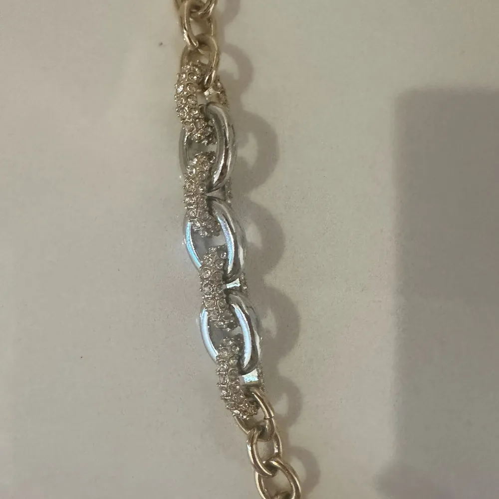 Ann Taylor Chunky Gold Chain Necklace Crystal Embellished Rings - Image 6