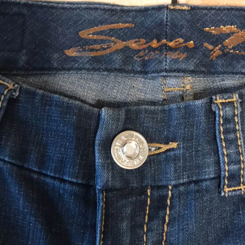 Seven7 dark wash skinny denim jeans size 10 ladies cute festival - Image 6