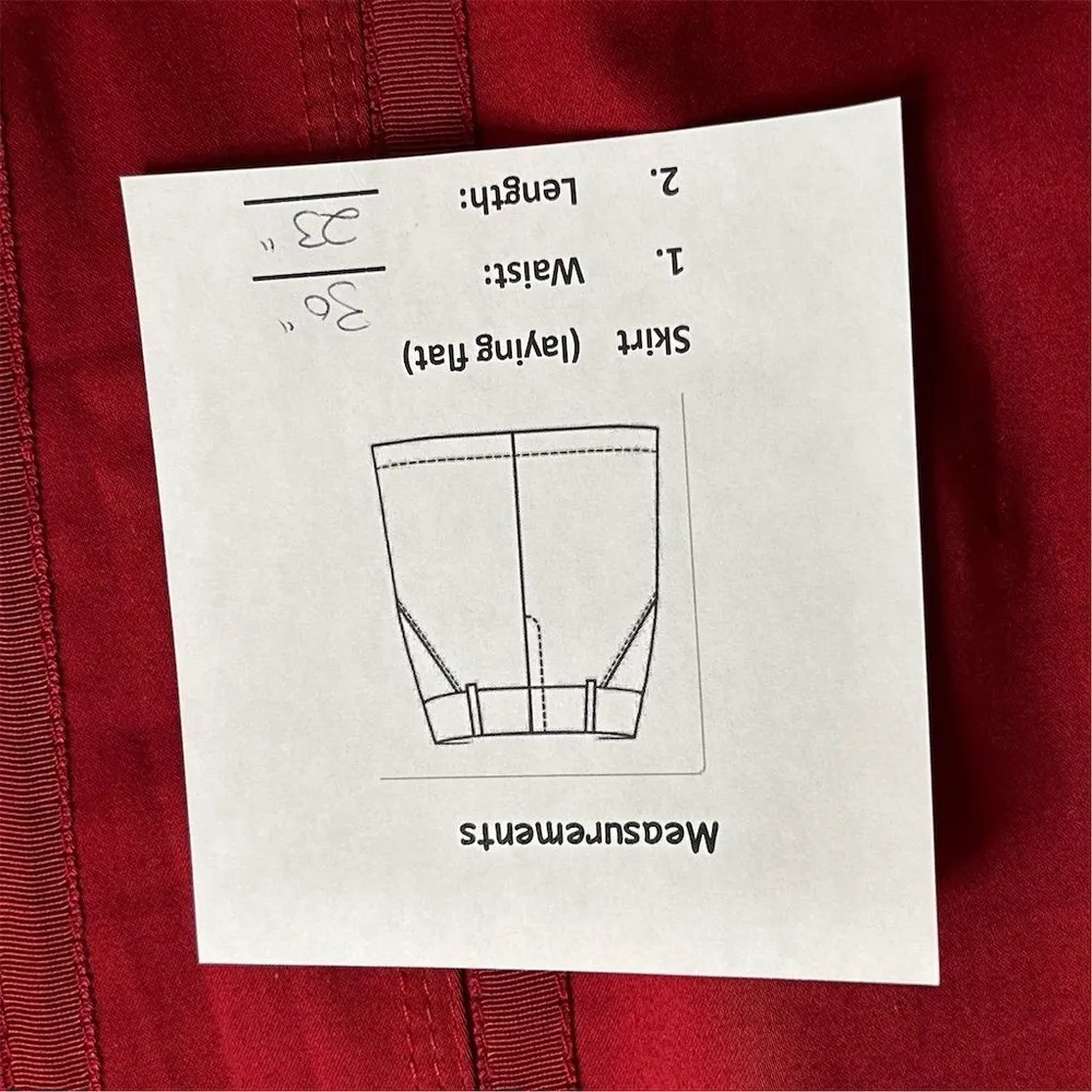 White House Black Market Women's Deep Red Satin Pencil Skirt Size 8 - Image 9