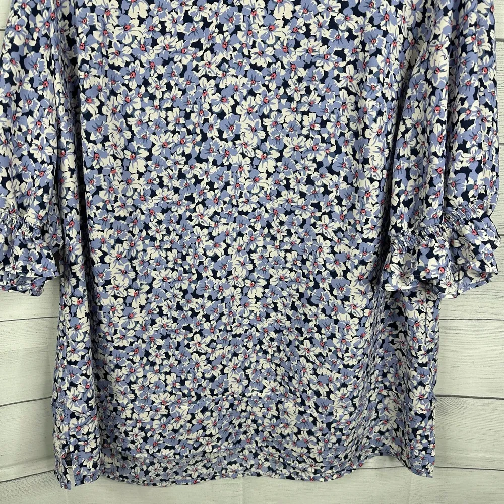 Well Worn  Womens size XXL Ditzy Floral V-Neck Ruffle 3/4 Sleeve Blouse Top Blue - Image 6