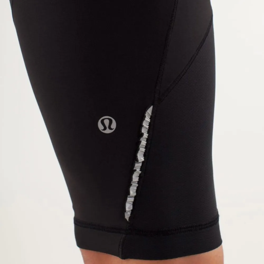 Lululemon Presta Padded Short Black Ruffle * NWOT * Size 4 - Image 7