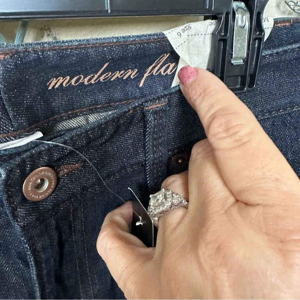 Loft modern flare lowrise Sz 6 NWT - Image 4