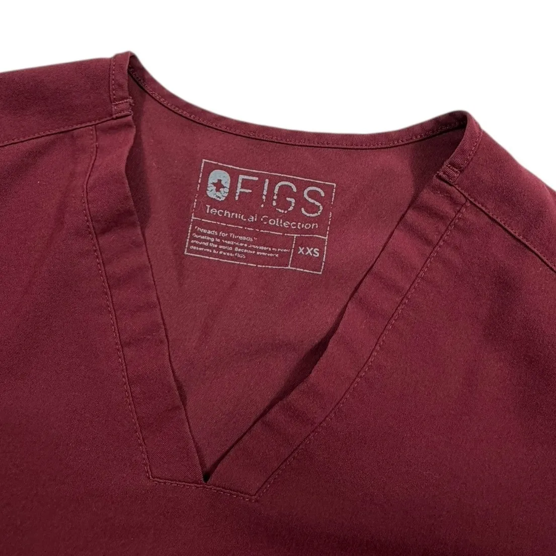 FIGS Casma Three Pocket Scrub Top XXS Burgundy Technical - Image 4