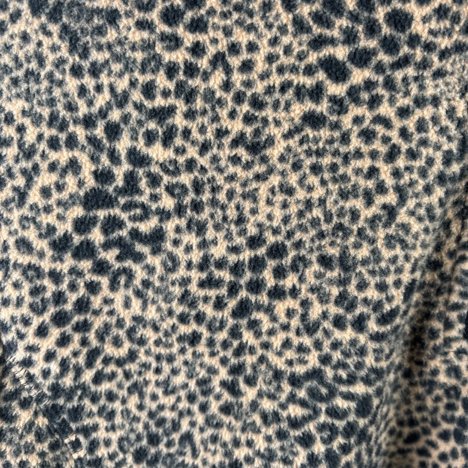 Lands End Fleece‎ Pullover Womens Sz M Leopard 1/4 Zip Shirt Outdoor Warm - Image 4