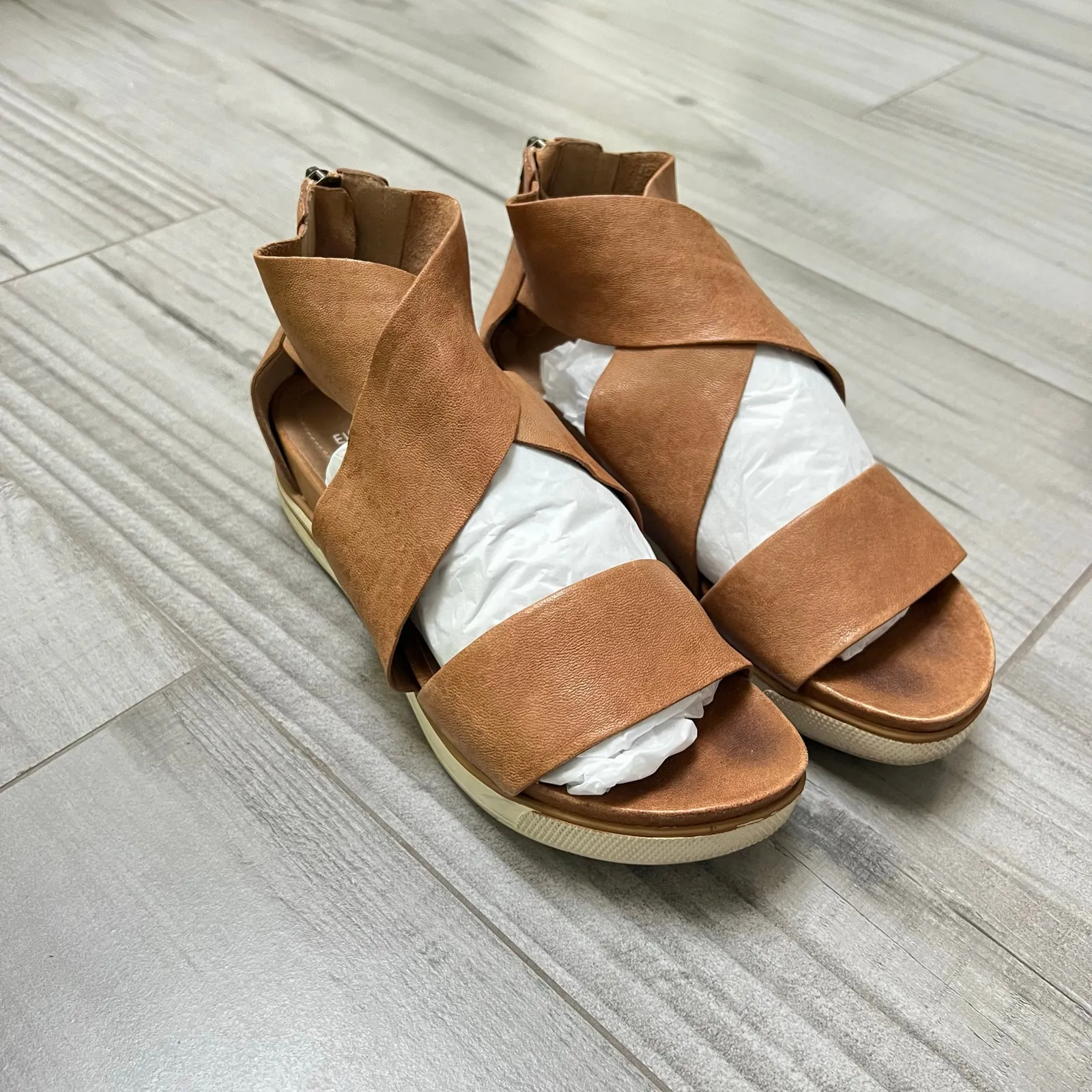 Eileen Fisher Sport Tumbled Nubuck Sneaker Sandal Comfort Walking Tan 8.5 - Image 2