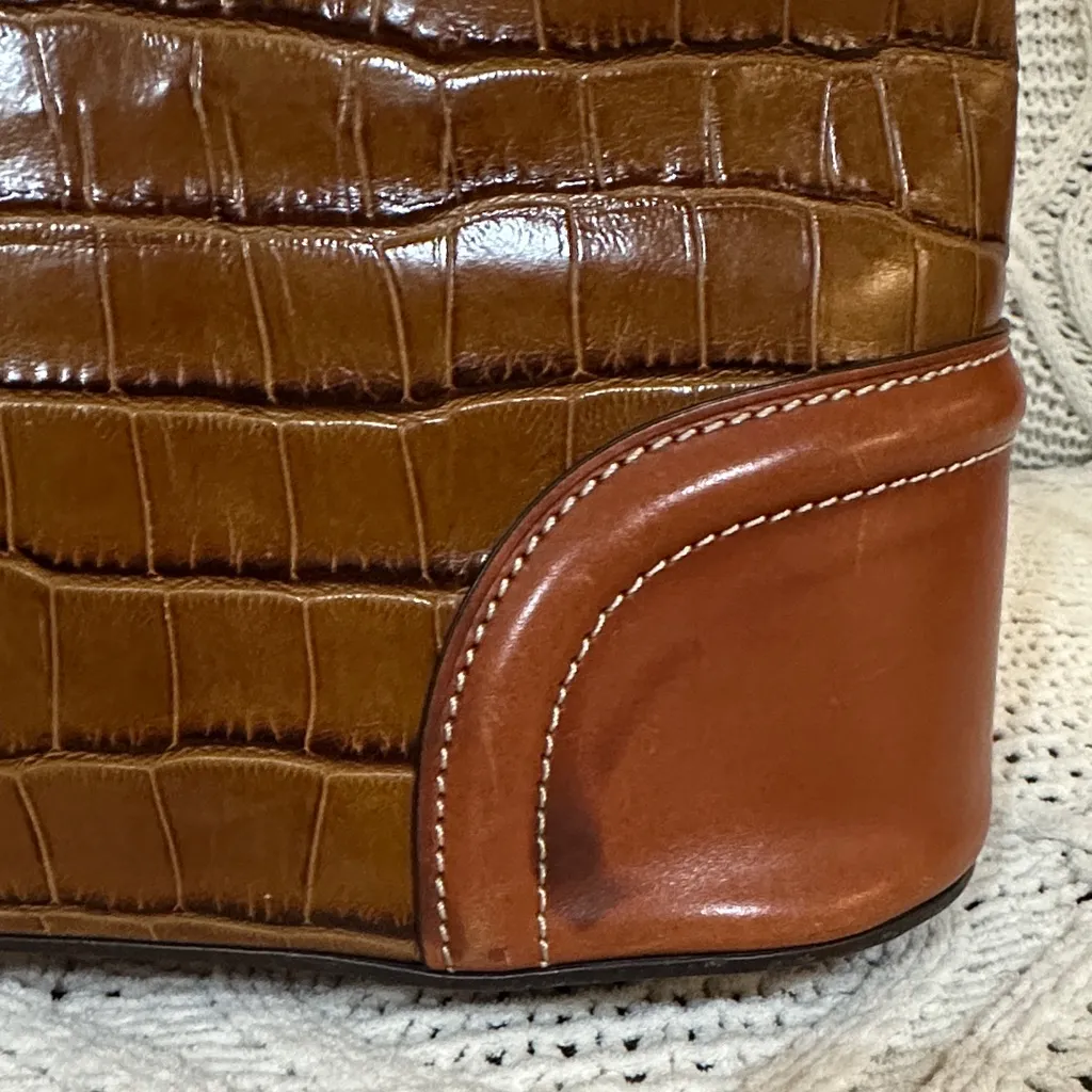 Dooney & Bourke Tan Croc-Embossed Shoulder Bag - Image 6