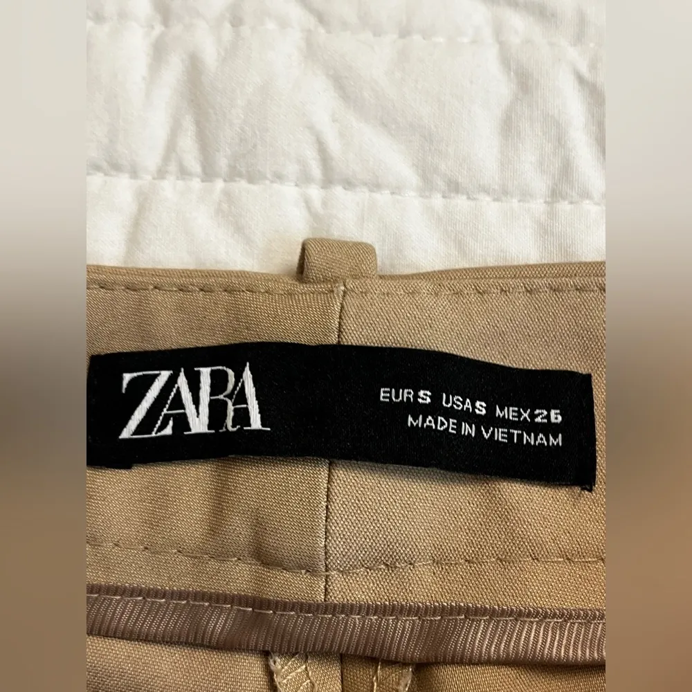 Zara Chino cropped Pants tan - Image 3