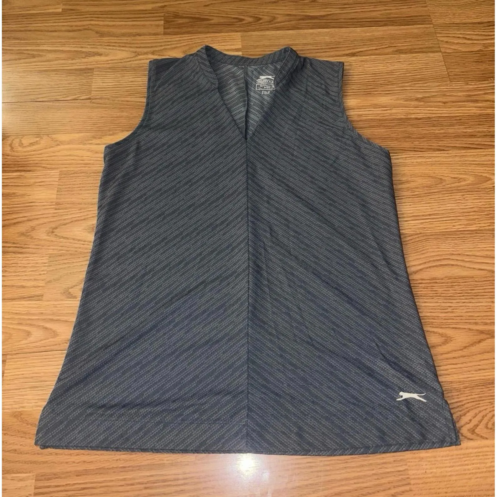 Slazenger Golf Tank Top Size Medium - Image 2