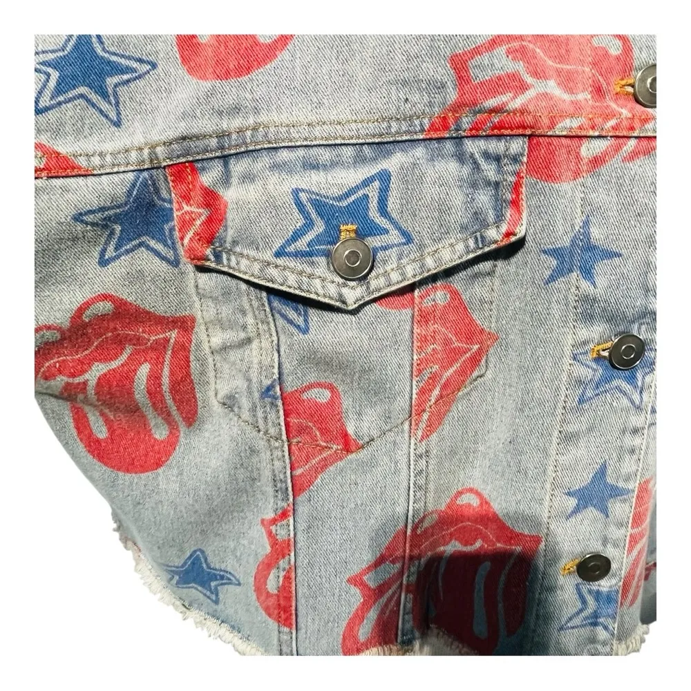 Fantastic Fawn  The Rolling Stones Stars & Tongue Graphic Jacket Size Small NWT - Image 5