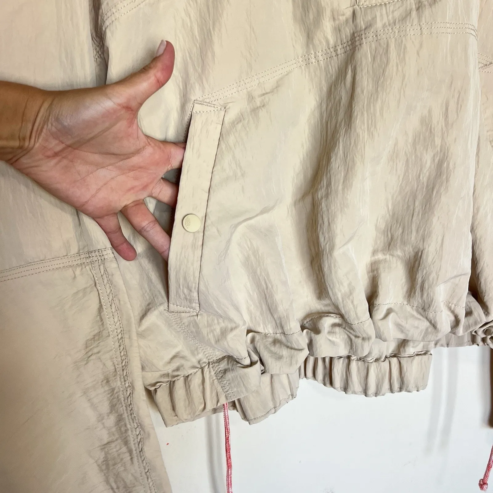 FP Movement Ride The Wave Popover Jacket Beige Cropped Hooded NWT L - Image 13