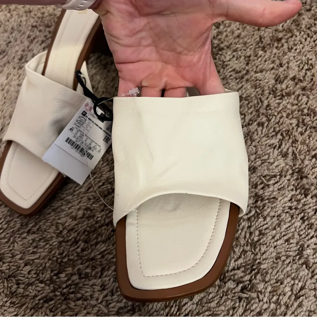 ZARA  Off-White Leather and wood heel mule pumps NWT - Image 6