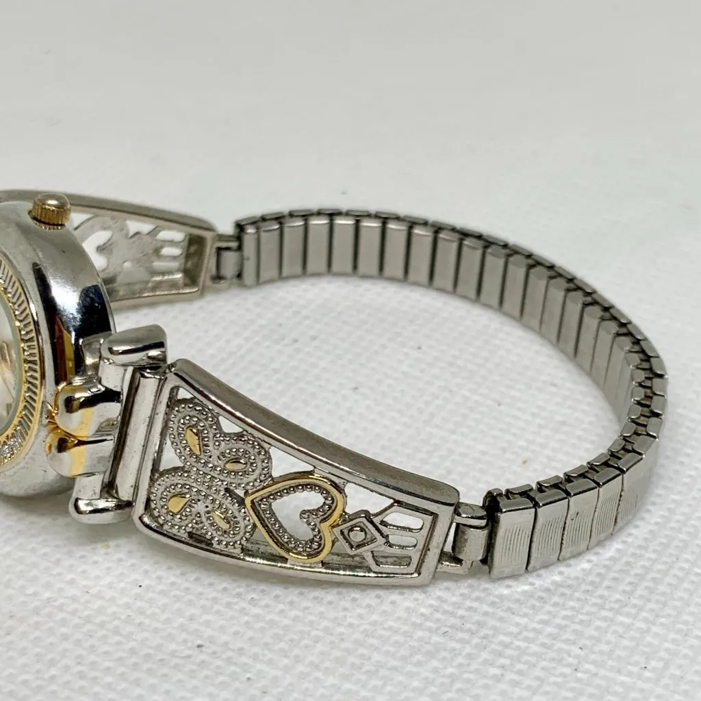 Women’s vintage watch quartz analog silver gold tone 25mm round running - Image 4