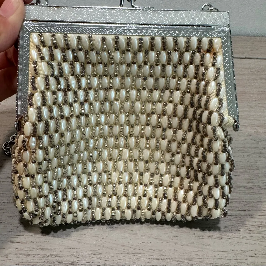 THIS ITEM NO LONGER FOR SALE UNABLE
TO DELETE DUE TO NEW POSH RULES - Image 8