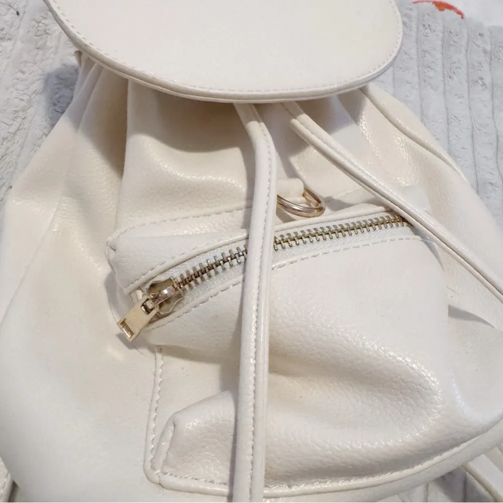Chic Cream Mini Faux Leather Backpack ✨ White - Image 4