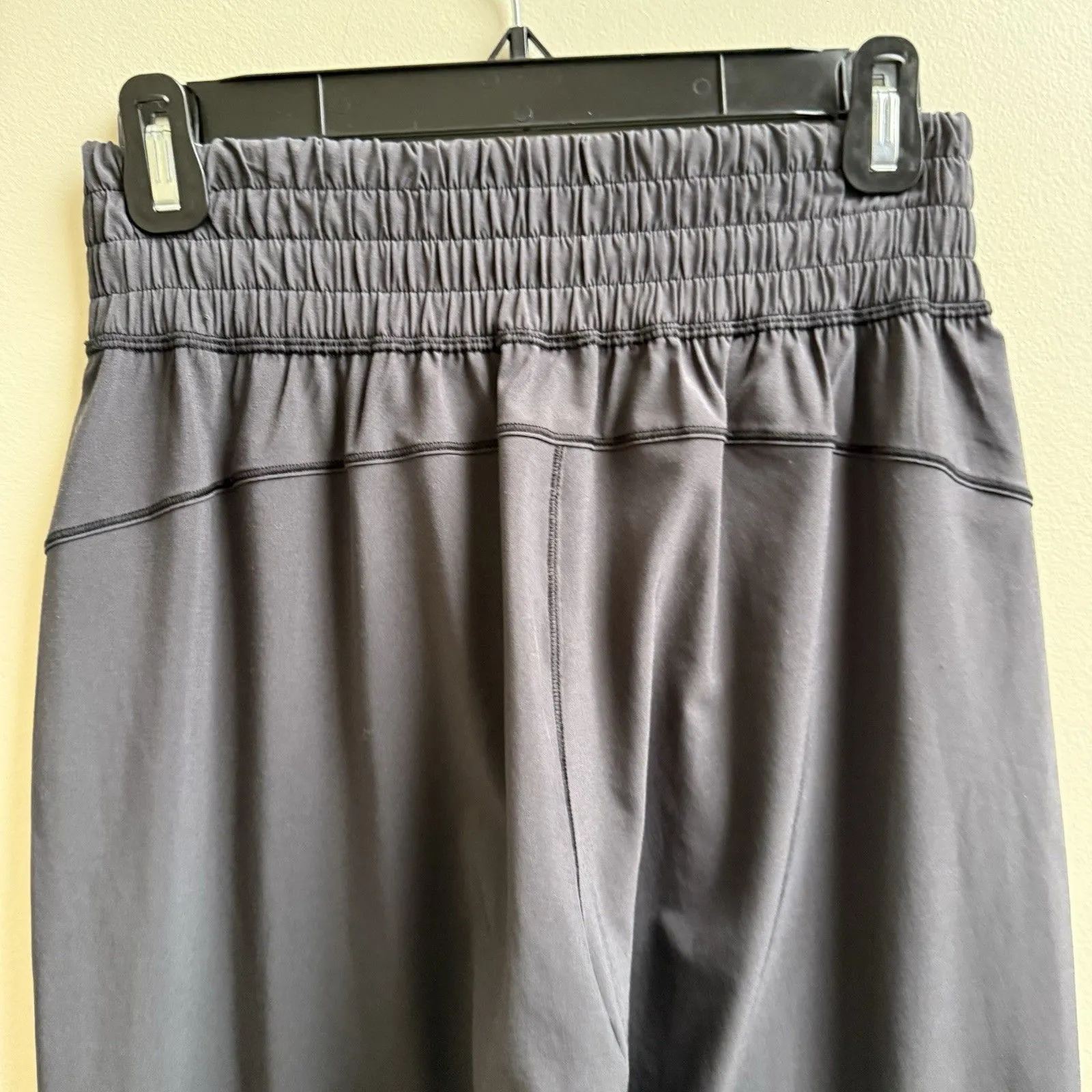 Lululemon women’s Sun Setter High Rise Jogger 28” Black Retired pants Size 4 - Image 5