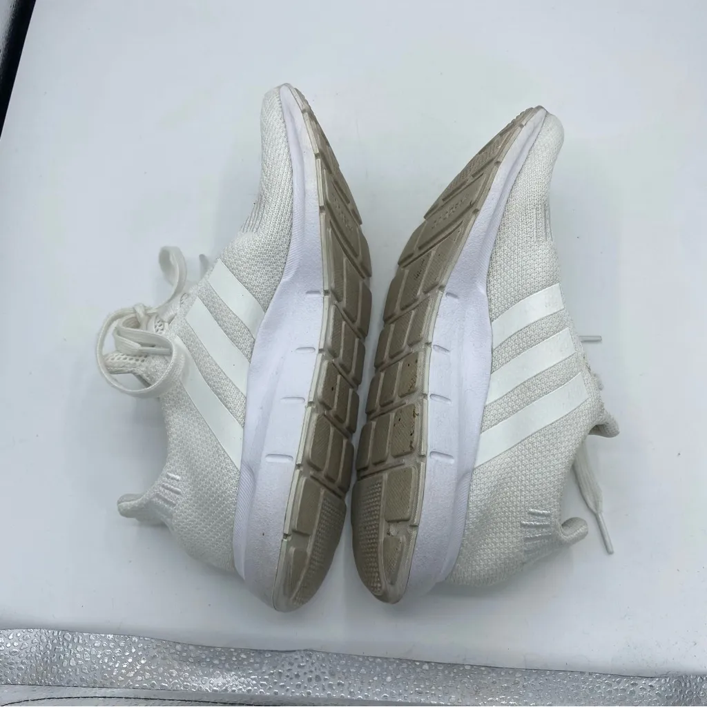 ADIDAS‎ SWIFT RUN WOMENS RUNNING SHOES White and Gold Sneakers - Image 6