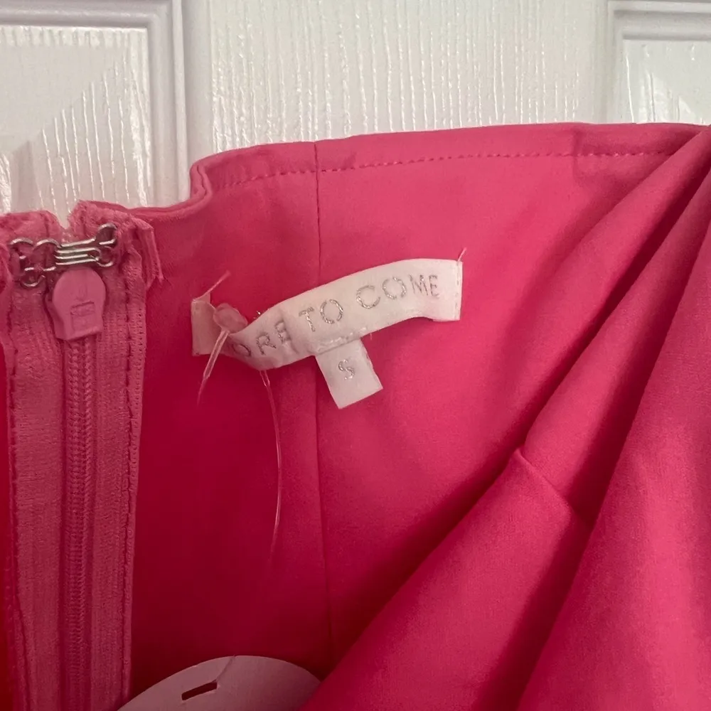 New MORE TO COME Sophia Strapless Midi Dress in Pink - Image 7