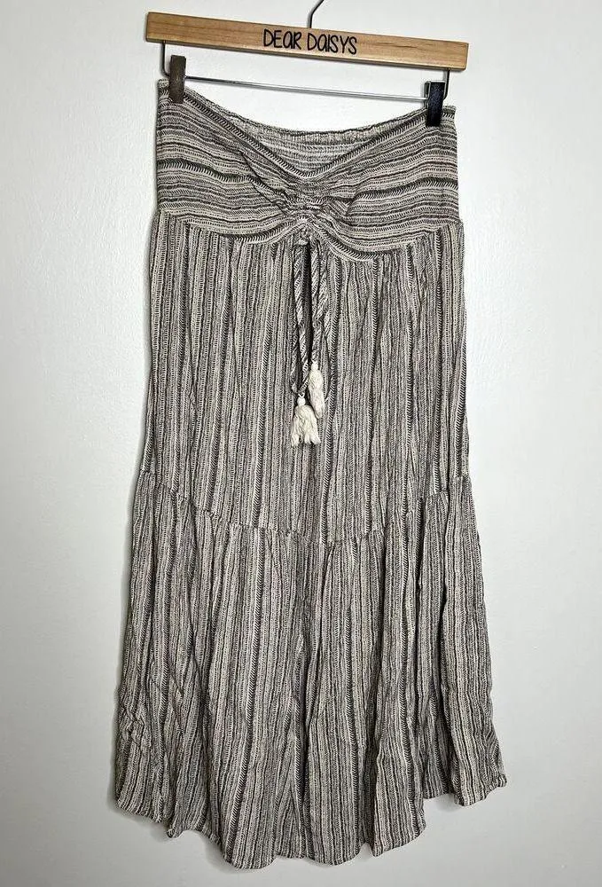 Cupshe Striped Tiered Strapless Midi Dress - Image 4