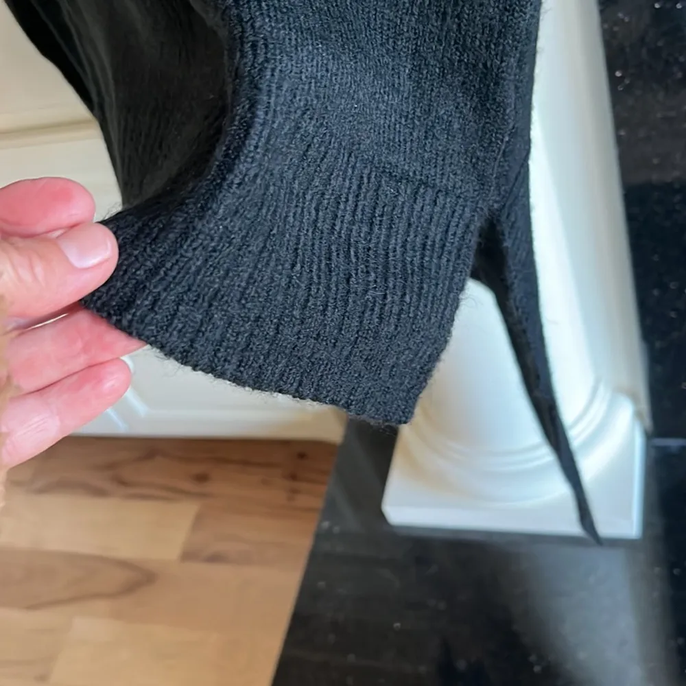 Black Cozy Up Sweater Cowl Neck Pullover Womens Medium - Image 10