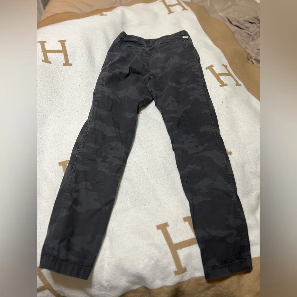 Vuori Camo Pants - Image 5