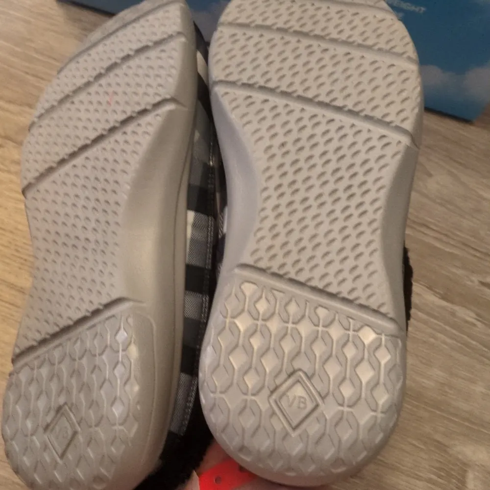 Vera Bradley VB cloud kingbird plaid 2-mile cozy mule size 7 - Image 5