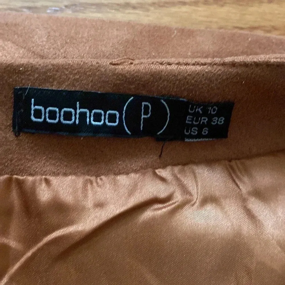Boohoo (P) Brown Suede Skirt Size 6 - Image 5