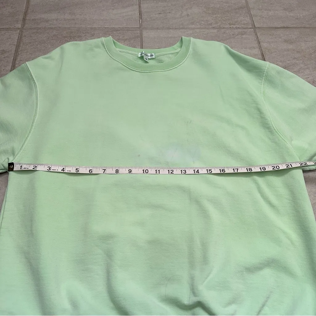 Good American Size L Boyfriend Crew Neck Sweatshirt in Electric Lime Neon Green - Image 8