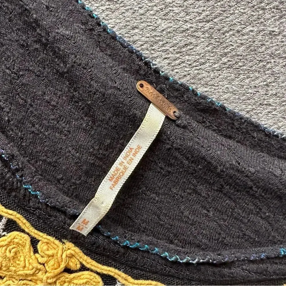 Free People Begonia Embroidered Long Sleeve Top Medium - Image 3