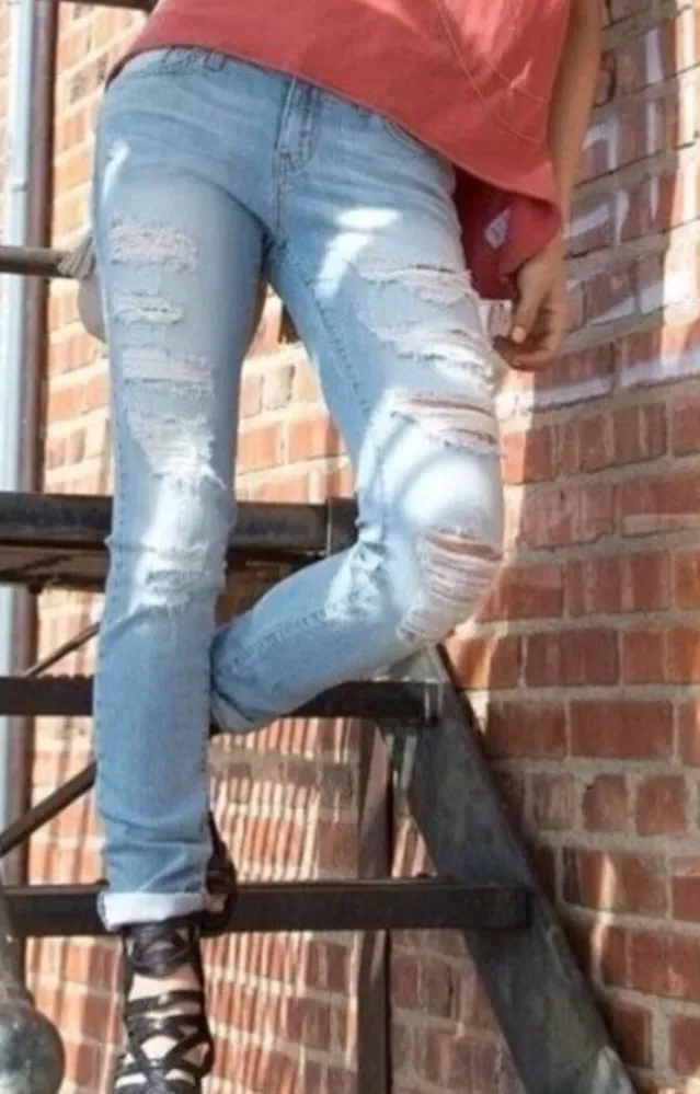 KanCan Distressed Skinny jeans Destroyed size 7/27 Light Wash Stretch Blue - Image 1