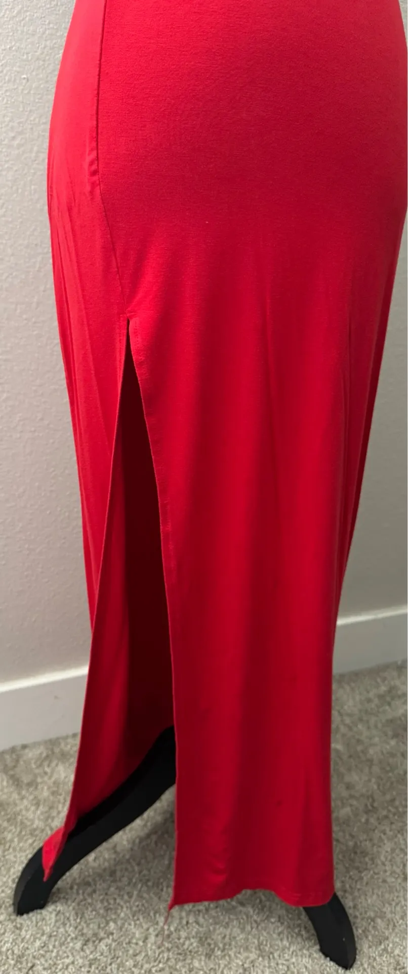Red open back lacR up maxi dress Size M - Image 4