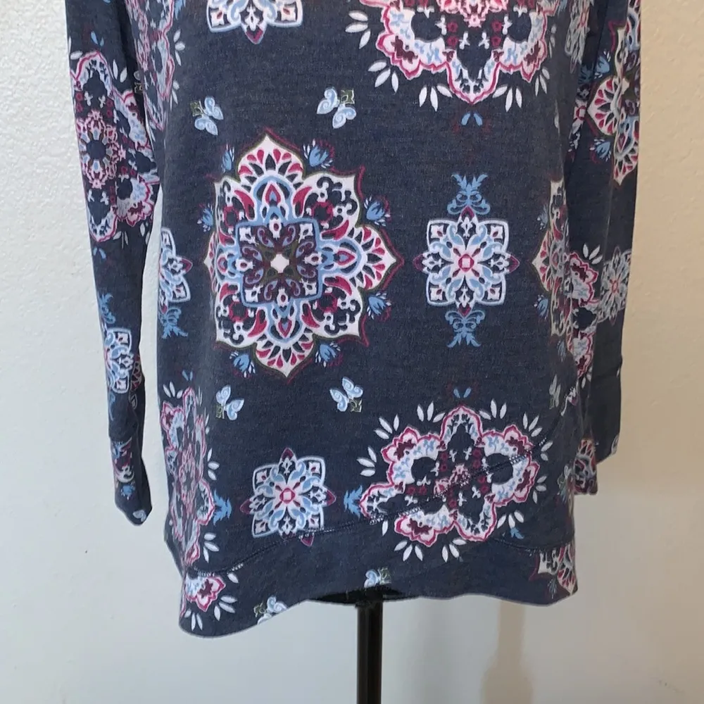 st. john's bay  active blue patterned pullover athletic sweatshirt - Image 3