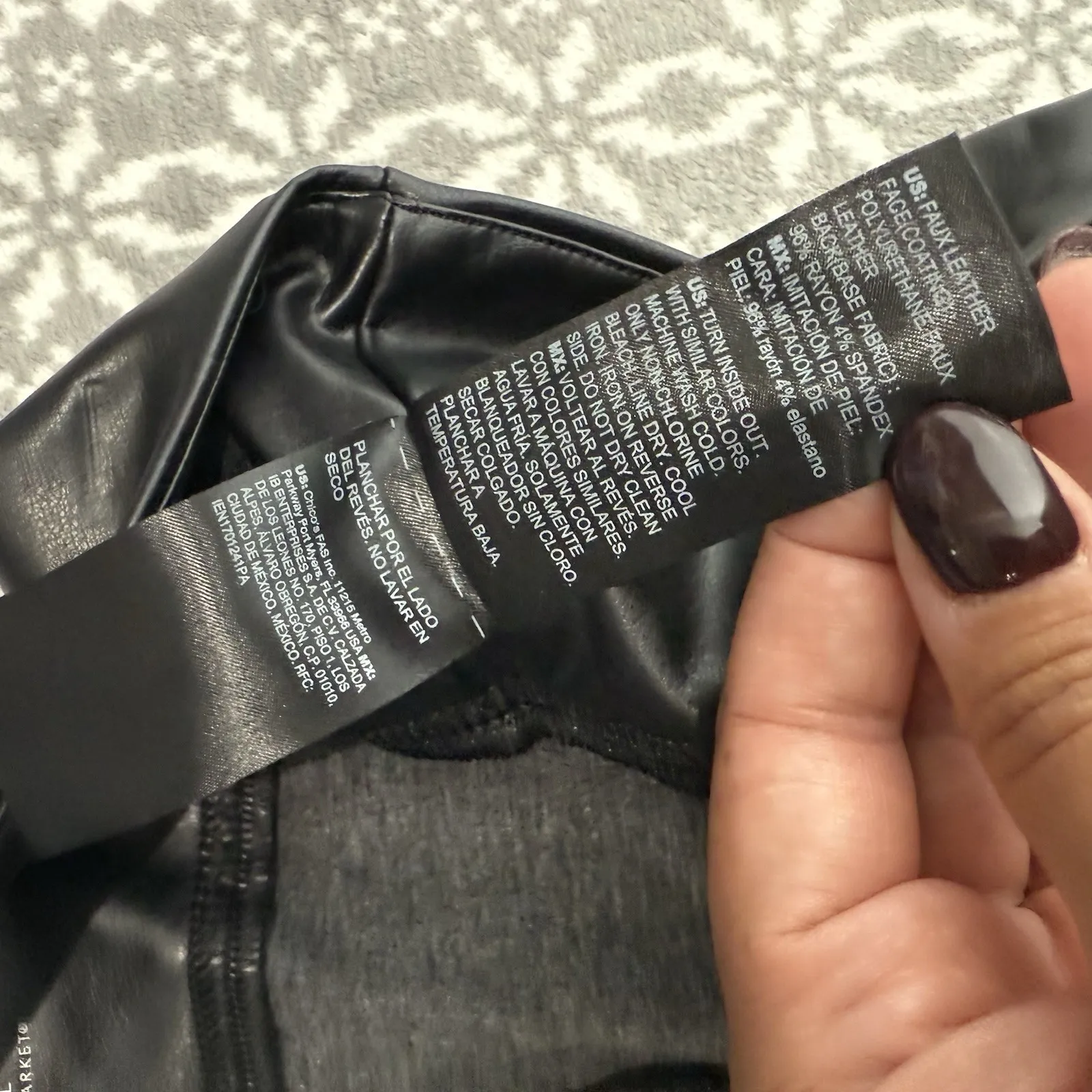 NWOT White House Black Market Runway Leggings In Black Size 10 - Image 4