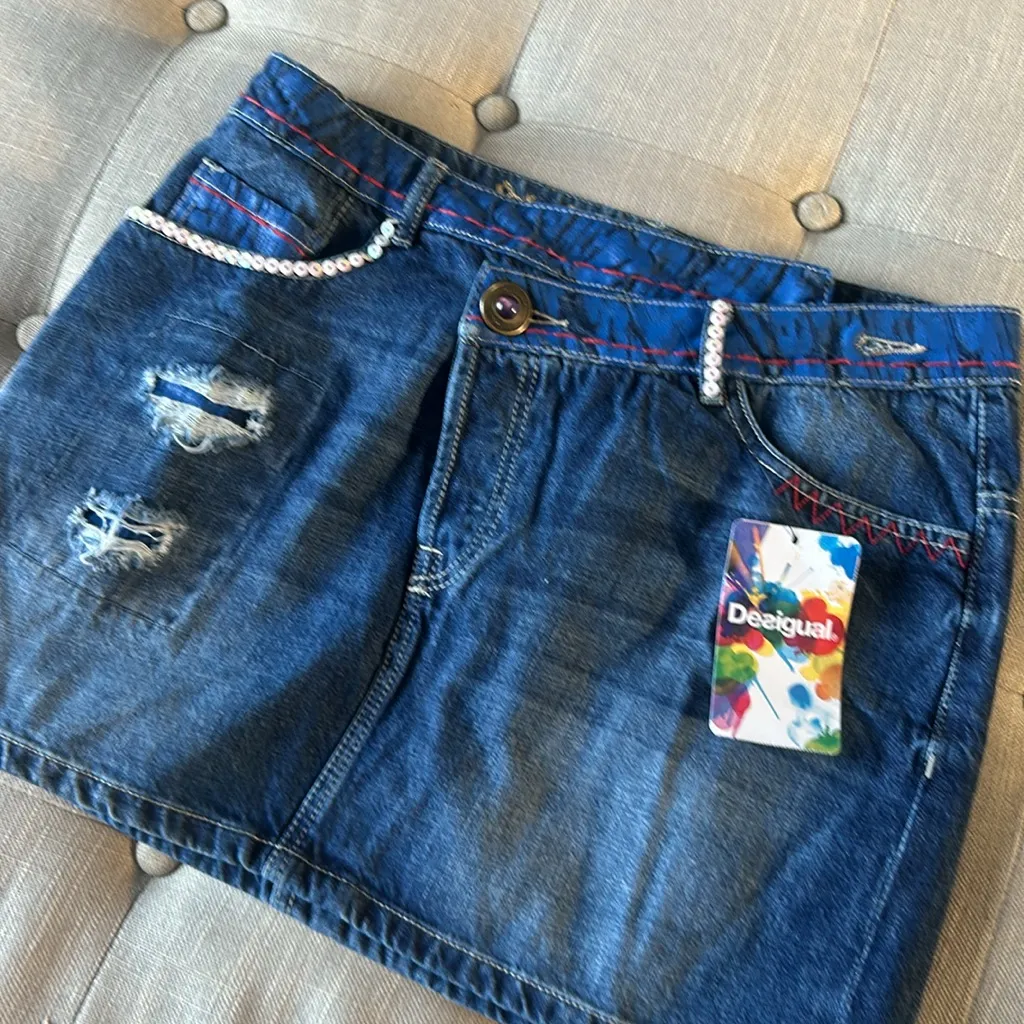 NWT Desigual‎ Criss Cross Denim Skirt with Embellishments Size 38 - Image 3