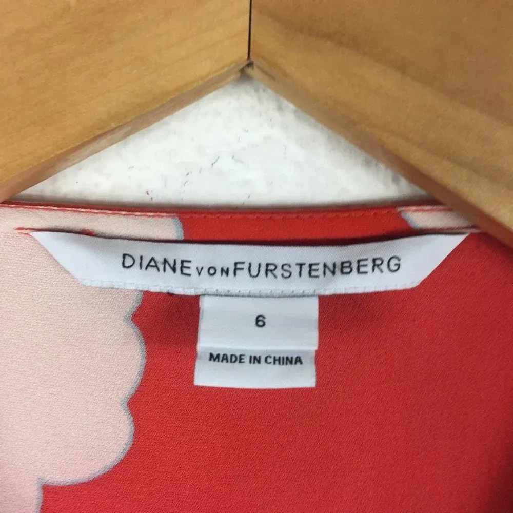 Diane Von Furstenberg Naira Dress Size 6 Orange Floral 100% Silk Draped - Image 5