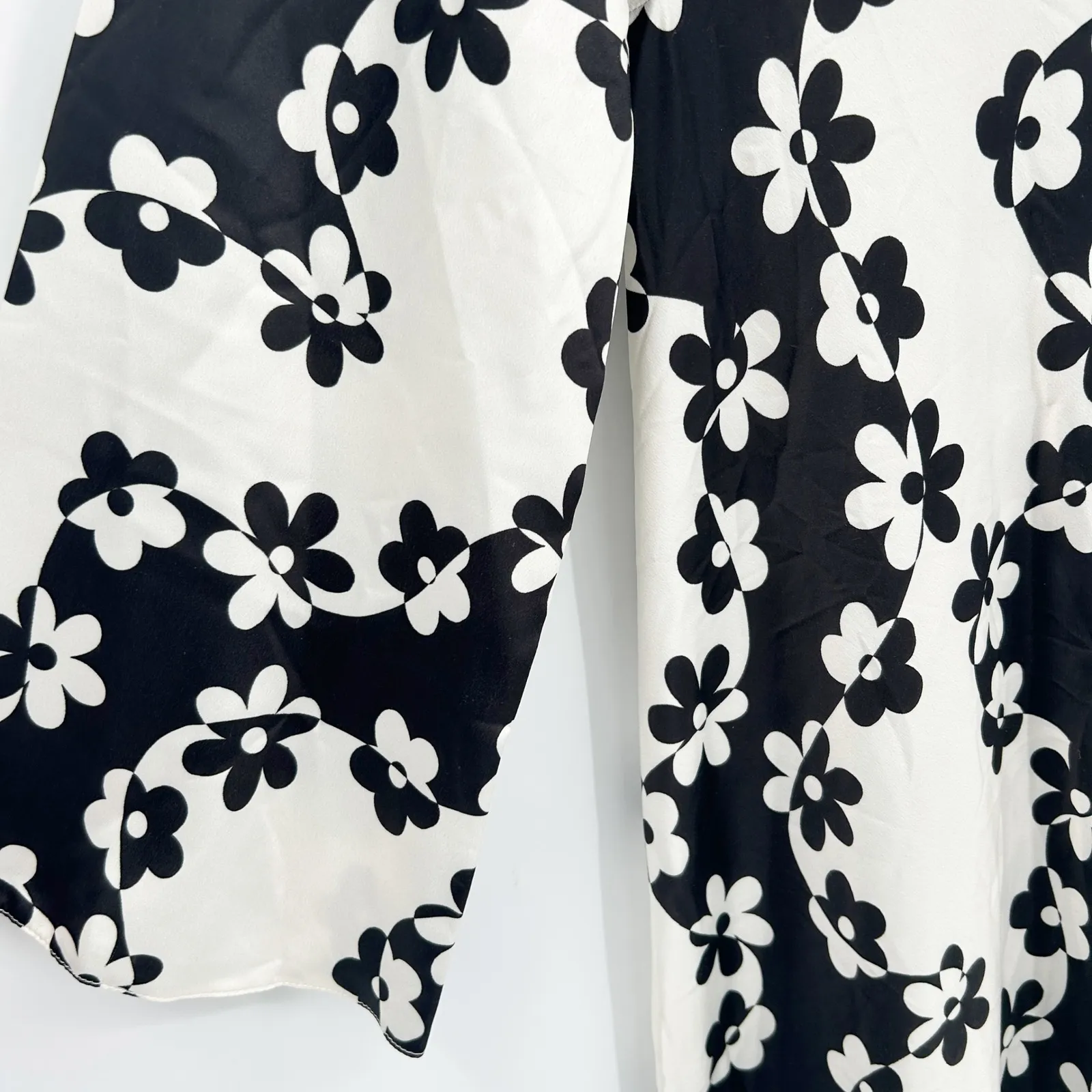 NWT ASOS DESIGN Womens Retro 70s Inspired Floral Maxi Dress Size 10 Black White - Image 5