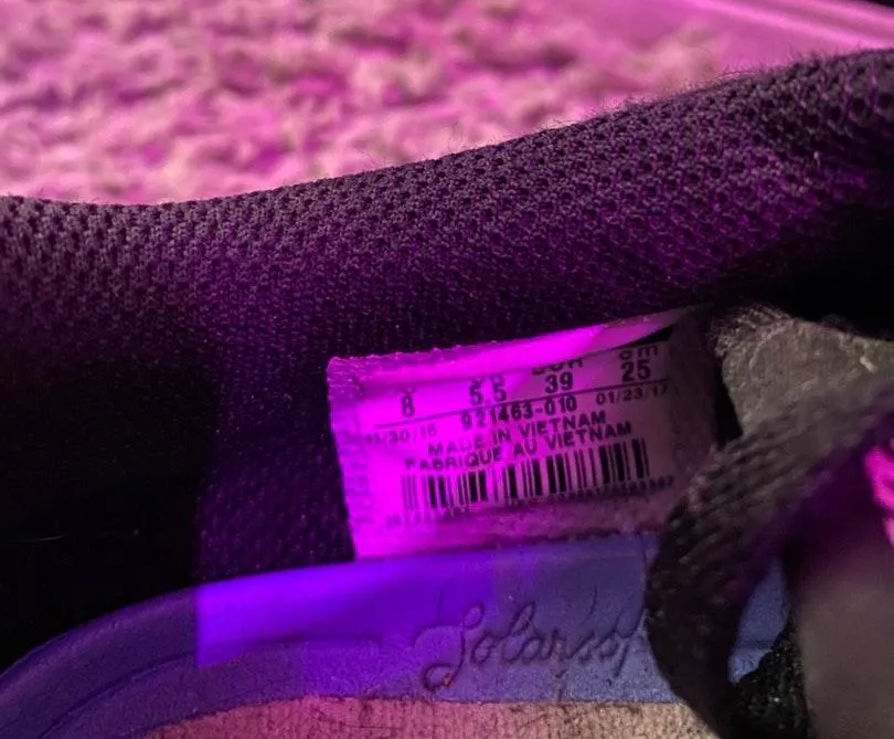 Nike SB Sneakers - Image 5