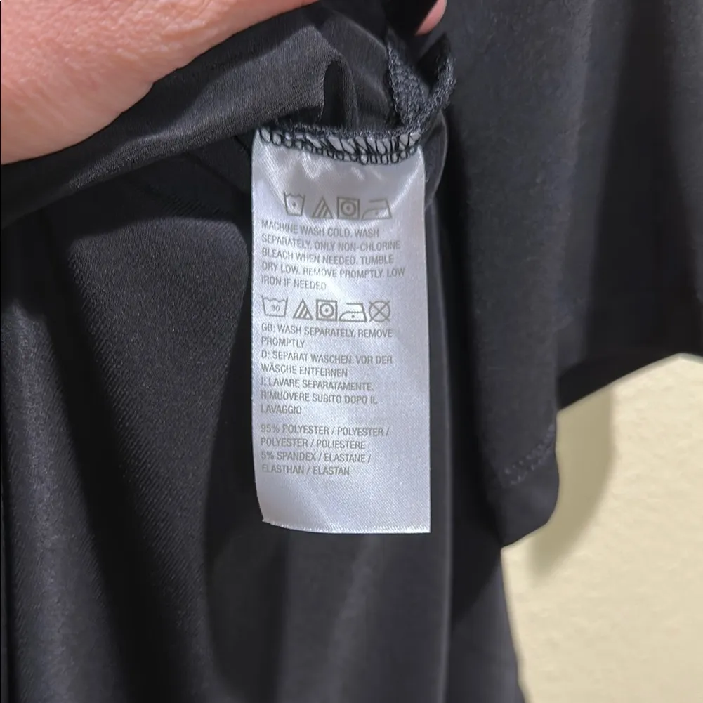 Susan Graver Size XS Black Classic Short Sleeve Tee - Image 3