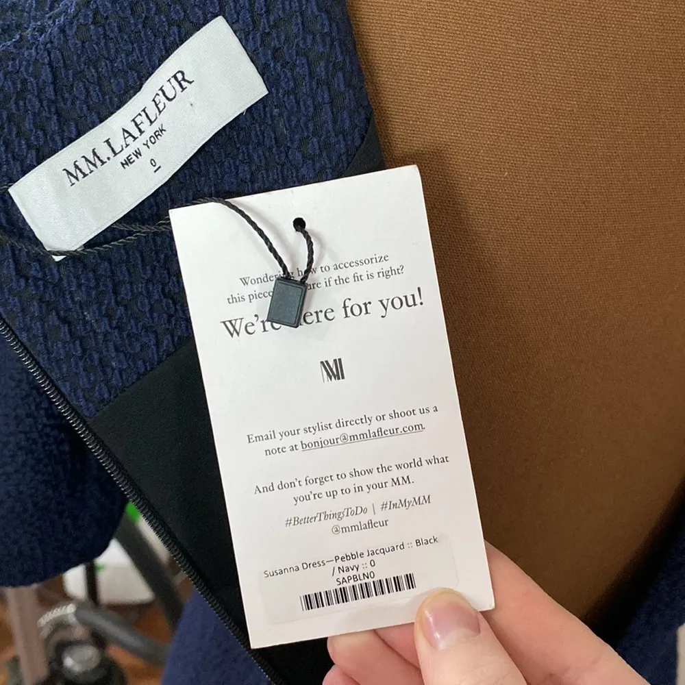 MM. Lafleur the Susanna navy sheath dress in Italian pebble jacquard size 2 - Image 9